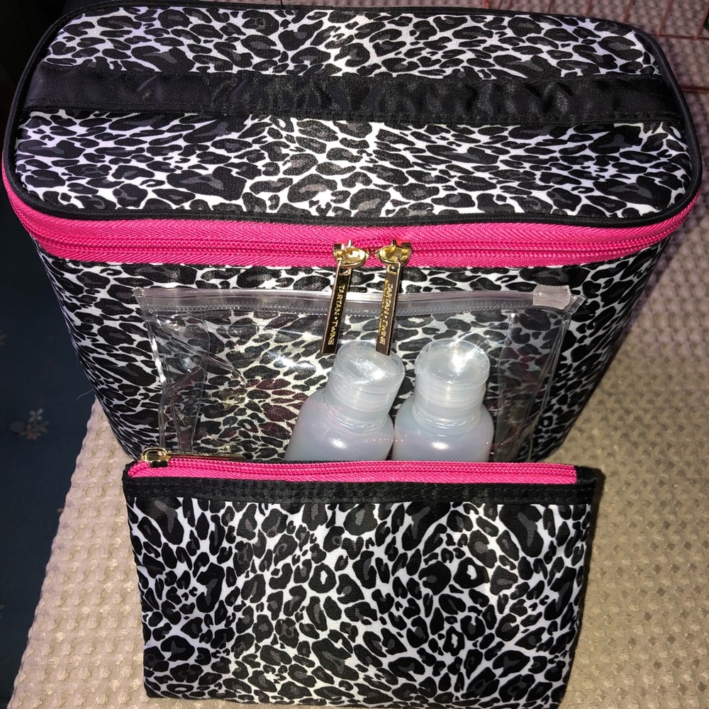 Makeup Traveling Cases